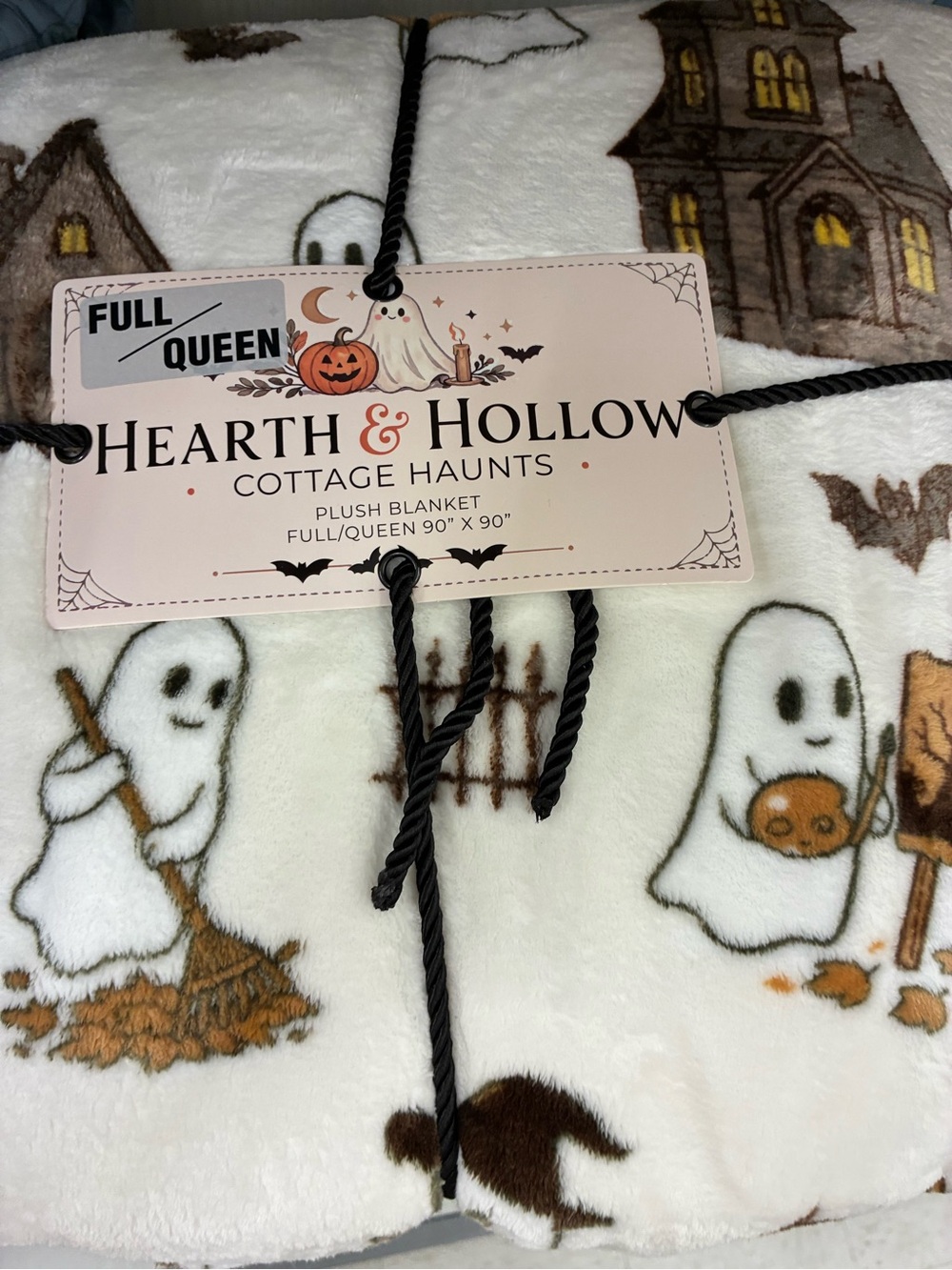 Kids Halloween Ghost Plush Pajama Blanket - White/Brown
